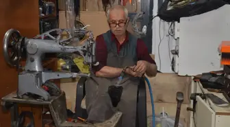 Muş'ta 45 Yıldır Ayakkabı Tamirciliği Yapan Fikret Usta