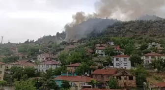 Ankara'nın Nallıhan İlçesinde Yangın: İki Evde Maddi Hasar