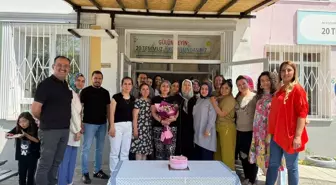 Emekli Öğretmen İçin Duygusal Veda Etkinliği