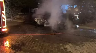 Nevşehir'de Park Halindeki Otomobilde Yangın Çıktı