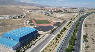 Niğde Ömer Halisdemir Üniversitesi Güneş Enerji Santrali Kurdu