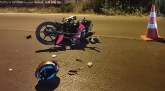 Ödemiş'te Hafif Ticari Araç ile Motosiklet Çarpıştı: 1 Yaralı