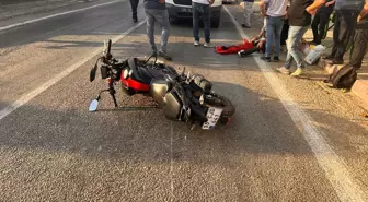İzmir Ödemiş'te Motosiklet Çarpışması: 2 Yaralı