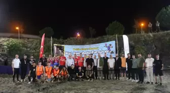 Of'ta Mattia Ahmet Minguzzi Anısına Plaj Voleybolu Turnuvası Düzenlendi