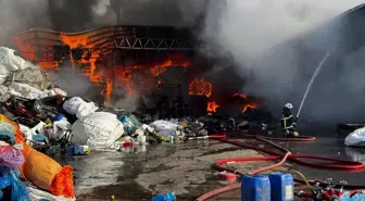 Ordu'da Geri Dönüşüm Tesisinde Yangın