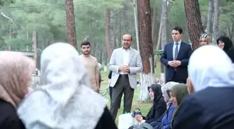 Orhaneli'de Kur'an Kursu Öğrencilerine Piknik Etkinliği