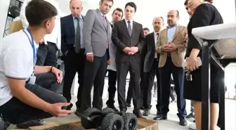 Orhaneli'de TÜBİTAK 4006 Bilim Fuarı Gerçekleştirildi