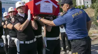 Orman yangını şehitlerinden Enes Kızılyer, Karabük'te son yolculuğuna uğurlandı