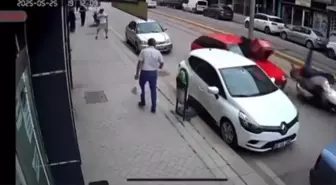Eskişehir'de Motosiklet Kazası: Kurye Yaralandı, Sürücü Kaçtı