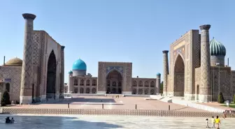 Özbekistan bağımsızlığının 34. yılını kutluyor