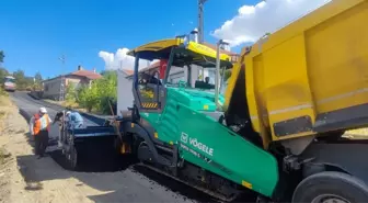 Kayseri Özvatan'da 7,5 Kilometrelik Sıcak Asfalt Çalışması Başladı