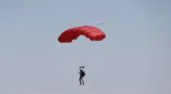 Eskişehir'de Model Uçak ve Helikopter Festivali Başladı