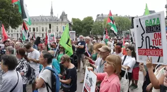 Paris'te Gazze İçin Destek Mitingi Düzenlendi