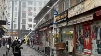 Pazar'da Depo Yangını Kontrol Altına Alındı