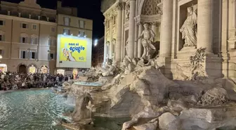 Roma'nın Trevi Çeşmesi, Gazze İçin Işıklarını Söndürdü