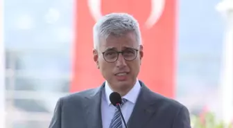 Sağlık Bakanı Memişoğlu, Rize'de merhum Belediye Başkanı Ekrem Orhon'u anma törenine katıldı