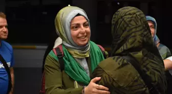 Sakarya'dan 19 İşitme Engelli Umre İçin Yola Çıktı
