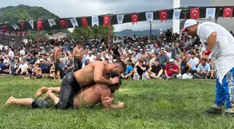 Samsun Salıpazarı'nda İlk Yağlı Pehlivan Güreşleri Gerçekleşti