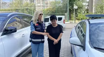 İlkadım'da Anne-Kız Arasında Bıçaklı Kavga: Kız Gözaltında