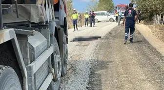 Asfalt Çalışmaları Sırasında Kamyonun Altında Kalan Kişi Hayatını Kaybetti