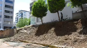 Samsun Atakum'da Sağanak Yağış Otopark Duvarını Yıktı