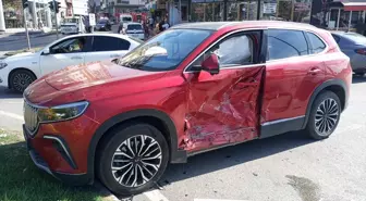 Samsun'da Trafik Kazası: 4 Yaralı