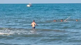 Samsun'da Alabora Olan Teknedeki 5 Kişi Kurtarıldı