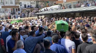 Samsun'da Boğulan Gençlerin Cenazesi Yozgat'ta Toprağa Verildi