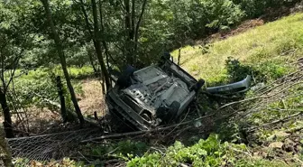Samsun'da Otomobil Devrildi: 2 Yaralı