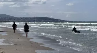 Karadeniz'de Olumsuz Hava Şartları: Denize Girilmemesi Uyarısı