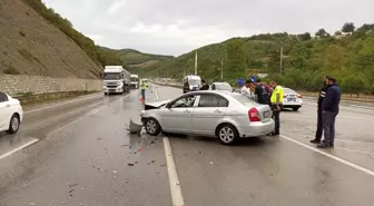 Samsun'da Trafik Kazası: 2 Yaralı