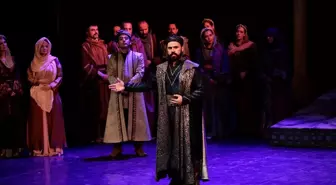 Samsun Devlet Opera ve Balesi 'Muhteşem Süleyman' Operasını Sahneledi