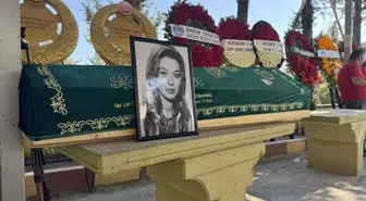Caz Müziğinin İlk Kadın Temsilcisi Rüçhan Çamay, Son Yolculuğuna Uğurlandı