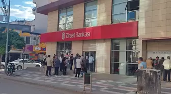 Banka Müdürüne Bıçak Çeken Zanlı Yakalandı