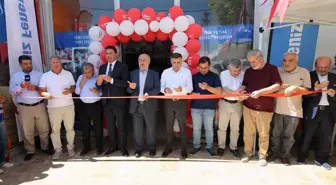 Şanlıurfa'da İhtiyaç Sahipleri İçin Geçici Giyim Mağazası Açıldı