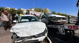 Siverek'te Trafik Kazası: 1 Ölü, 4 Yaralı