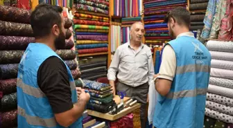 Siverek'te Küresel Sumud Filosu'na Destek İçin Mavi Kurdele Dağıtıldı