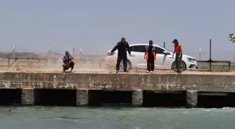 Şanlıurfa'da Sulama Kanalında Kaybolan İki Kişi İçin Arama Çalışmaları Devam Ediyor