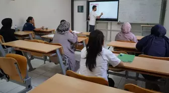Şanlıurfa'da Ücretsiz Yaz Kursu ile Gençler Sınavlara Hazırlanıyor