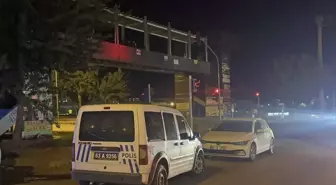 Siverek'te İntihar Girişimini Engellemeye Çalışan Polis Memuru Yaralandı