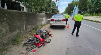 Sapanca'da Motosiklet Kazası: Sürücü Yaralandı