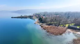 Sapanca Gölü'ndeki Kaçak Yapılar Kaldırılıyor