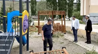 Sarıkamış'ta Çocuk Oyun Alanları Yenileniyor