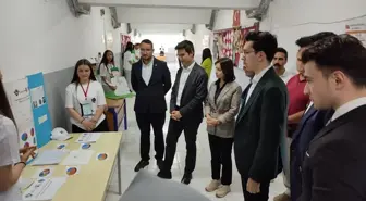 Sarıoğlan'da TÜBİTAK 4006 Bilim Fuarı açıldı