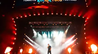 Özgün Uğurlu, Van Kültür Yolu Festivali'nde Konser Verdi