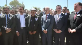 Şehit Piyade Sözleşmeli Er Uyanık memleketi Bitlis'te son yolculuğuna uğurlandı