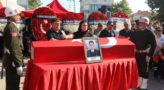 Şehit Üsteğmen Özsu memleketi Edirne'de son yolculuğuna uğurlandı