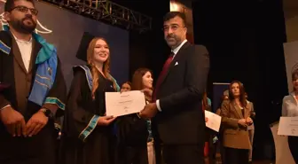 Selçuk Üniversitesi İletişim Fakültesi Mezuniyet Töreni Yapıldı