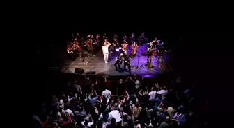 Senforock Orkestrası, Samsun Kültür Yolu Festivali'nde Hareketli Bir Konser Verdi