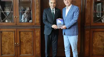 SGK İzmir İl Müdürü Kayıt Dışı İstihdamla Mücadele İçin İşverenlerle Bir Araya Geldi